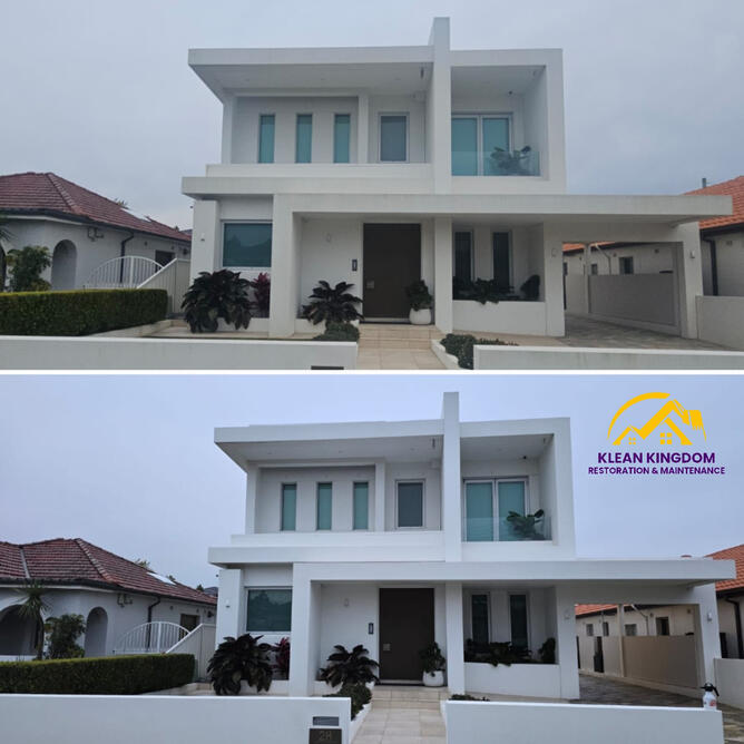 Before and after soft wash house cleaning at a property on Keeyeema, Sydney — original render colour restored after removing dirt and organic growth, by Klean Kingdom